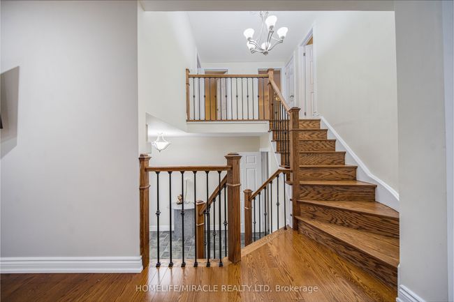 38 River View Dr, House other with 4 bedrooms, 3 bathrooms and 4 parking in Brampton ON | Image 19