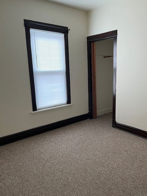 2-4124 N Campbell Ave, Chicago, IL, 60618-2806 | Card Image