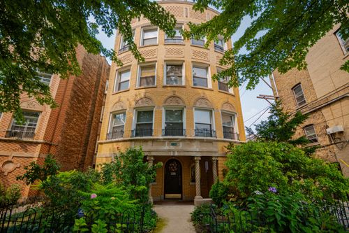 2-7554 Claremont Ave, Chicago, IL, 60645-1517 | Card Image