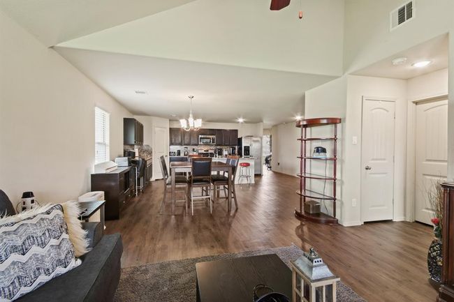 24402 Yellow Thyme Dr, House other with 4 bedrooms, 2 bathrooms and 2 parking in Spring TX | Image 5