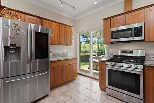 b-200 Awalau Rd, Haiku, HI, 96708-5550 | Card Image