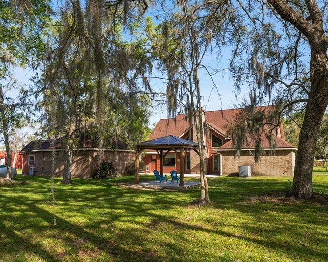 8300 Fm 1459 Rd, House other with 3 bedrooms, 3 bathrooms and 4 parking in Sweeny TX | Image 31