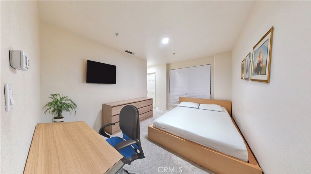 Residential Lease in Anaheim 5