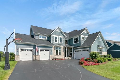 4720 Foley Ln, St. Charles, IL, 60175-5821 | Card Image