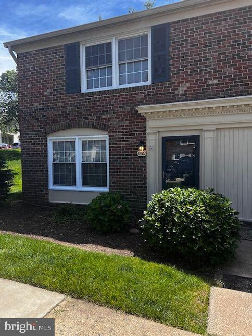 8501 Westover Ct, SPRINGFIELD, VA, 22152-1053 | Card Image