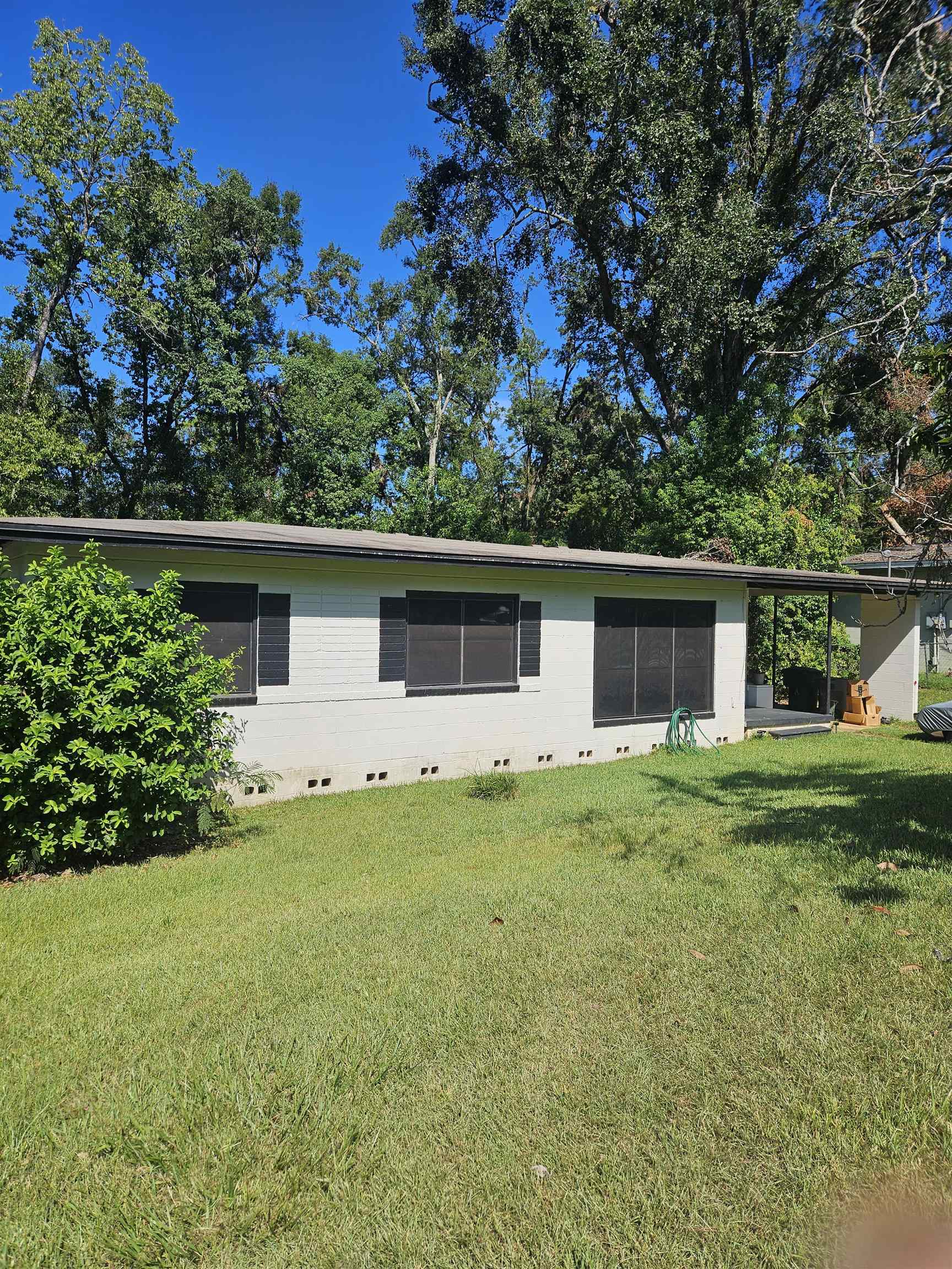 Dozier Dr, Tallahassee, FL 32301