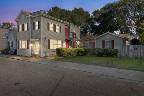 20 & 22 Larnes St, Charleston, SC, 29403-2636 | Card Image