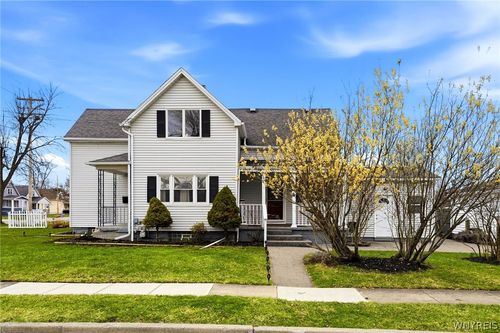 88 Erie St, Lancaster, NY, 14086-1939 | Card Image