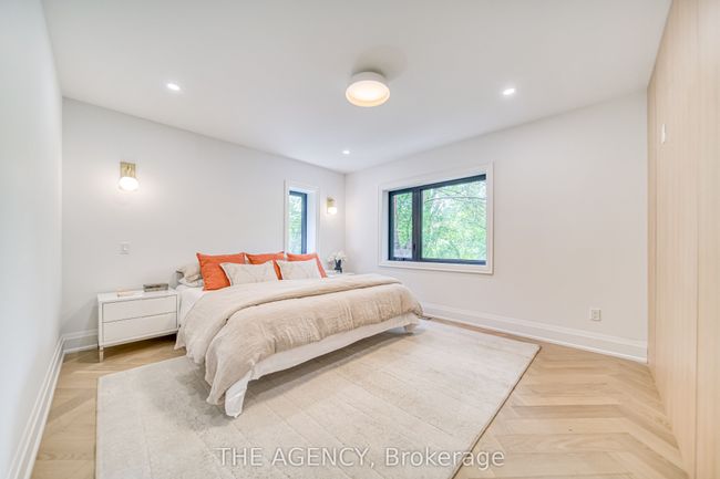 16 Duncannon Dr, House other with 5 bedrooms, 5 bathrooms and 4 parking in Toronto ON | Image 17
