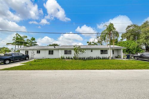 0-8780 Sw 200th Ter, Cutler Bay, FL, 33189-1931 | Card Image