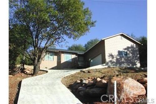 16456 Conestoga Rd, Hidden Valley Lake, CA, 95467 | Card Image
