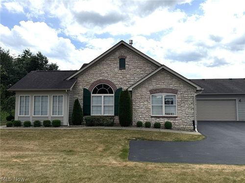 1203 River Glen Dr Ne, Warren, OH, 44484-6062 | Card Image