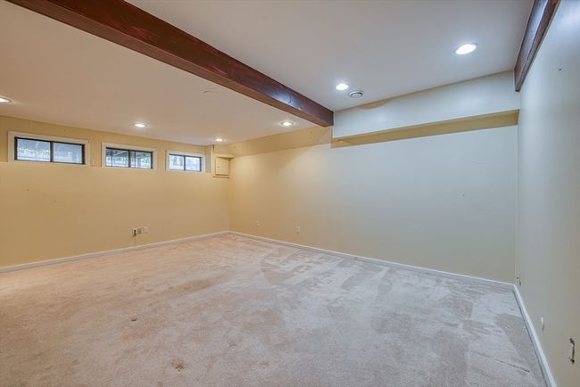 UNIT-32 - 1012 Pleasant St, Condo with 2 bedrooms, 3 bathrooms and 1 parking in Weymouth MA | Image 14