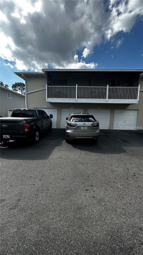 1-3-4122 White Pine Ave, ORLANDO, FL, 32811-2938 | Card Image