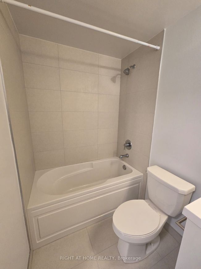 UNIT306 - 2550 Simcoe St N, Condo with 1 bedrooms, 1 bathrooms and null parking in Oshawa ON | Image 7