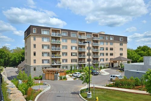 401-149 Church Street, King, ON, L0G1T0 | Card Image