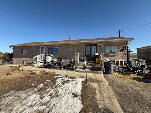 445 8th Ave, Deer Trail, CO, 80105-8088 | Card Image