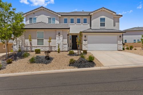 1445 N Arena Roja Dr, Washington, UT, 84780-3611 | Card Image