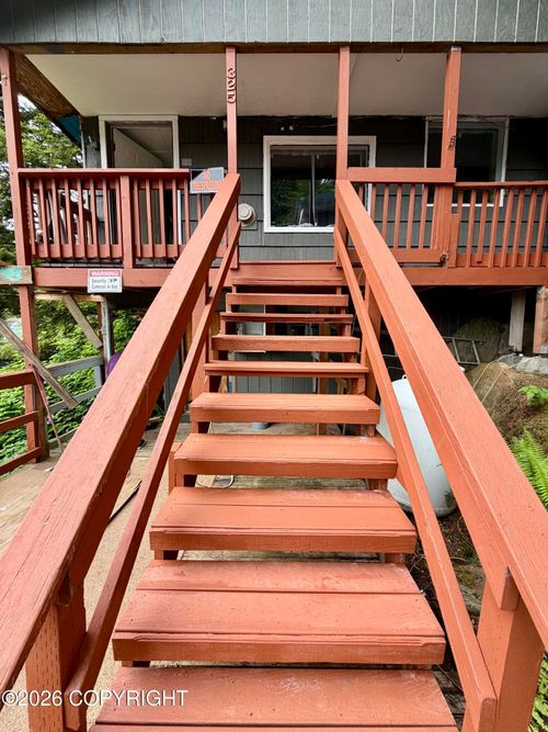 325 Upland Way, Ketchikan, AK, 99901-6528 | Card Image