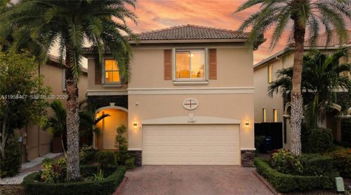 11287 Nw 43rd Ter, Doral, FL, 33178-4204 | Card Image