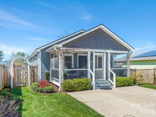 482 Booker St, Asheville, NC, 28803-1647 | Card Image