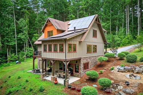 186 Fish Camp Dr, Nebo, NC, 28761-9514 | Card Image