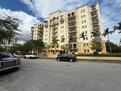 301-101 Sidonia Ave, Coral Gables, FL, 33134-3306 | Card Image