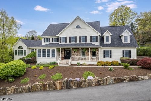 17 Spencer Dr, Morristown, NJ, 07960-3539 | Card Image