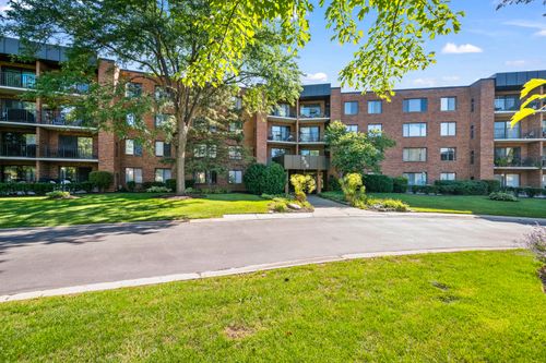 unit-418-950 E Wilmette Rd, Palatine, IL, 60074-6479 | Card Image