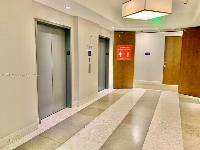 STE-1809 - 175 Sw 7 Th St, Home with 0 bedrooms, 0 bathrooms and null parking in MIAMI FL | Image 12