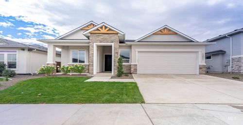 1277 W Eiger Dr, Nampa, ID, 83686-6929 | Card Image