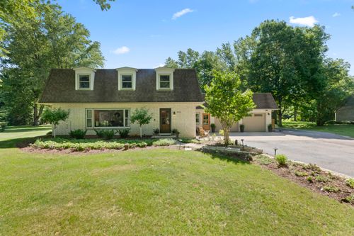 N8104 La Salle Cir, Oconomowoc, WI, 53066-5512 | Card Image
