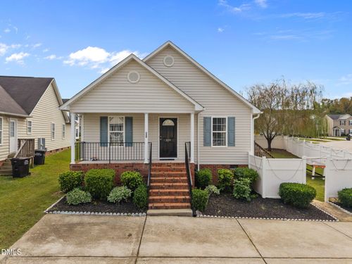 329 Anna St, Lillington, NC, 27546-5115 | Card Image