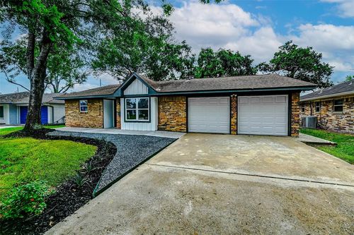 2019 Spillers Ln, Houston, TX, 77043-2416 | Card Image