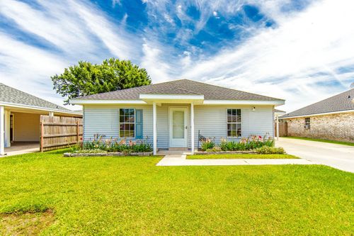 220 Evelyn Avenue, Houma, LA, 70363 | Card Image