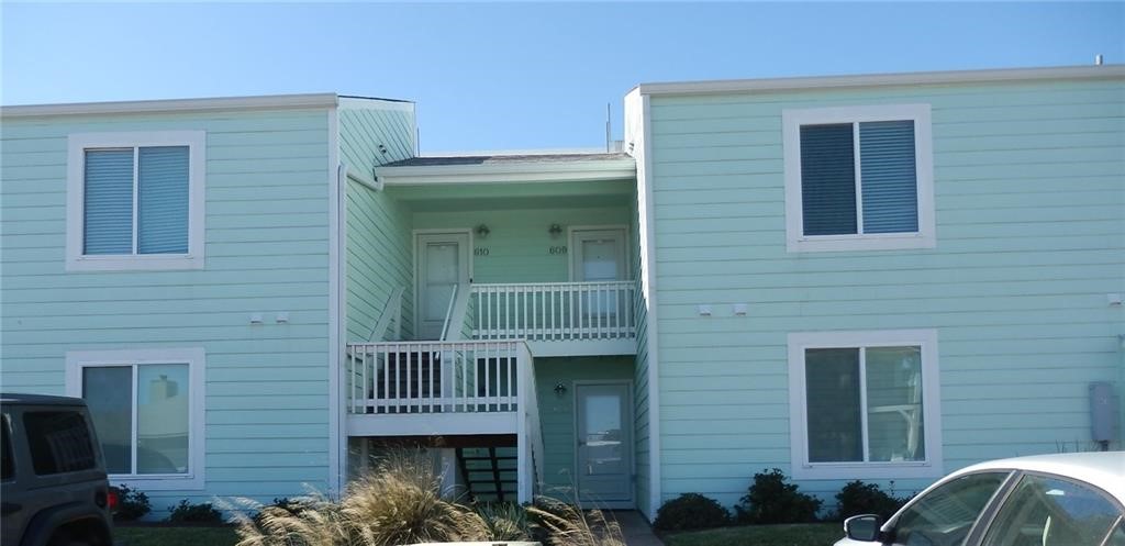 Lauderdale Dr, Rockport, TX 78382
