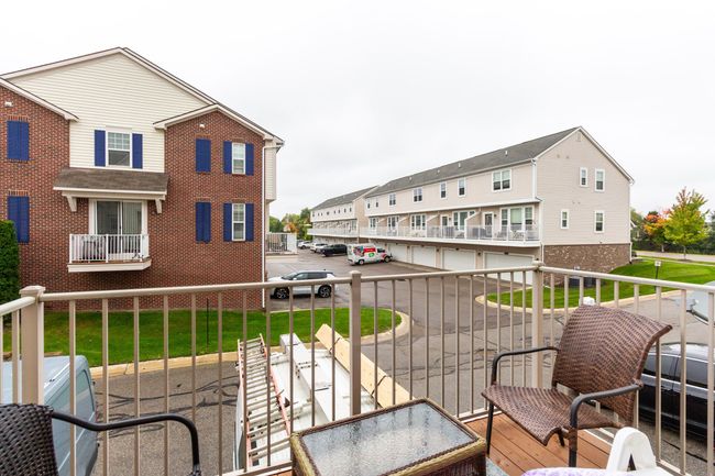 179 Center Blvd, Condo with 2 bedrooms, 3 bathrooms and null parking in Wixom MI | Image 16