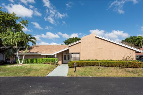 0-921 Bayberry Point Dr, Plantation, FL, 33324-3519 | Card Image