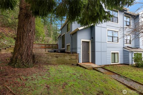 100-816 20th St, Bellingham, WA, 98225-6775 | Card Image