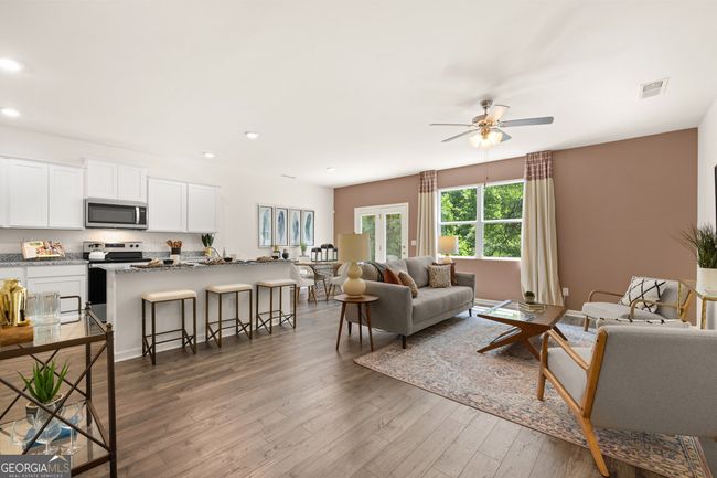 338 Elgin Dr, Townhouse with 3 bedrooms, 3 bathrooms and 2 parking in Lawrenceville GA | Image 13