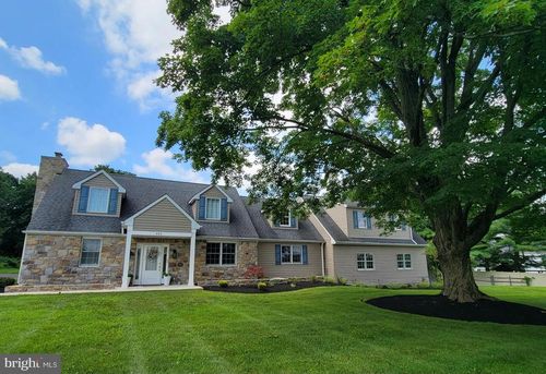 400 County Line Rd, CHALFONT, PA, 18914-1101 | Card Image