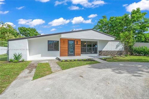 9971 Caribbean Blvd, Cutler Bay, FL, 33189-1553 | Card Image