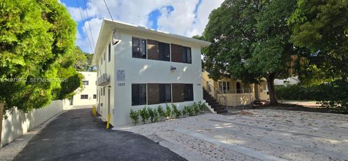 apt-3-1035 Sw 4th St, Miami, FL, 33130-2131 | Card Image