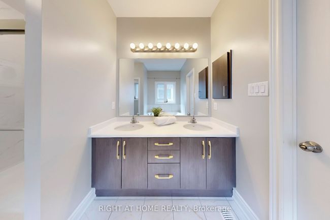 19 Creedon Cres, House other with 5 bedrooms, 4 bathrooms and 2 parking in Ajax ON | Image 33