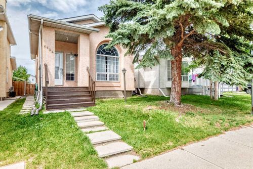 6934 Laguna Way Ne, Calgary, AB, T1Y6W2 | Card Image