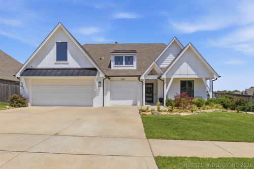 2601 115th St, Jenks, OK, 74037-2485 | Card Image