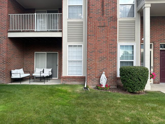 44216 Princeton Dr, Condo with 2 bedrooms, 2 bathrooms and null parking in Clinton Twp MI | Image 33