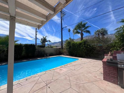 533 N Sunrise Way, Palm Springs, CA, 92262-6201 | Card Image