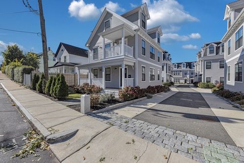 36 Temple St, Boston, MA, 02114-4259 | Card Image