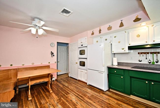 2 E Patricia Rd, House other with 3 bedrooms, 3 bathrooms and null parking in HOLLAND PA | Image 16
